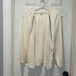 NWT Old Navy blouse with keyhole detail SZ Xlarge